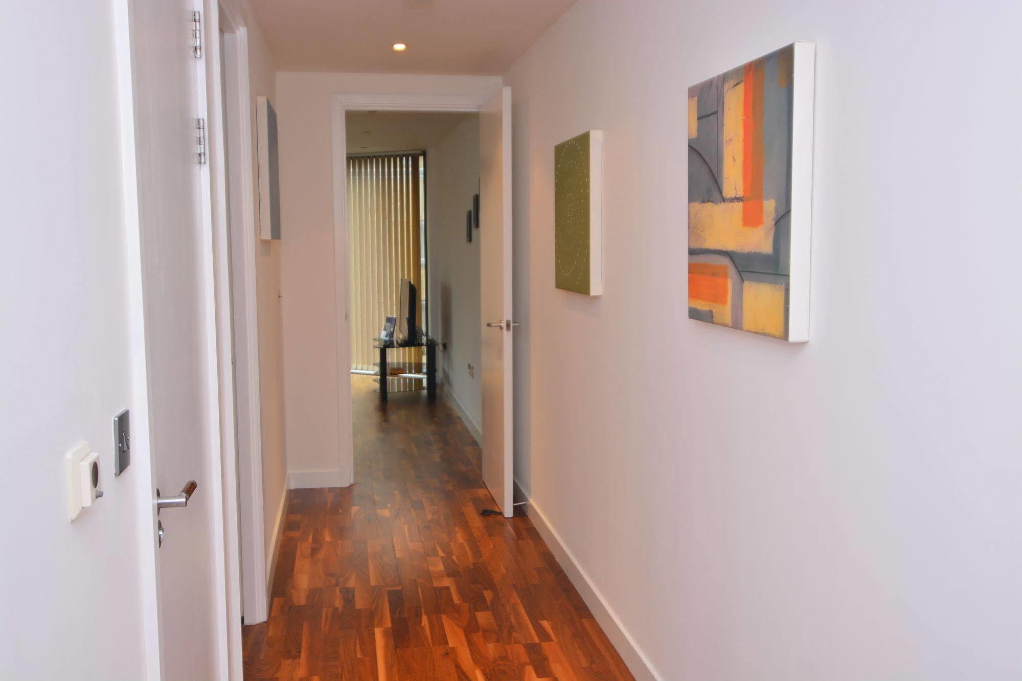 Apartment Wharf - Canary South Londra Esterno foto